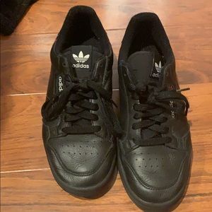 Adidas continental 80’s
